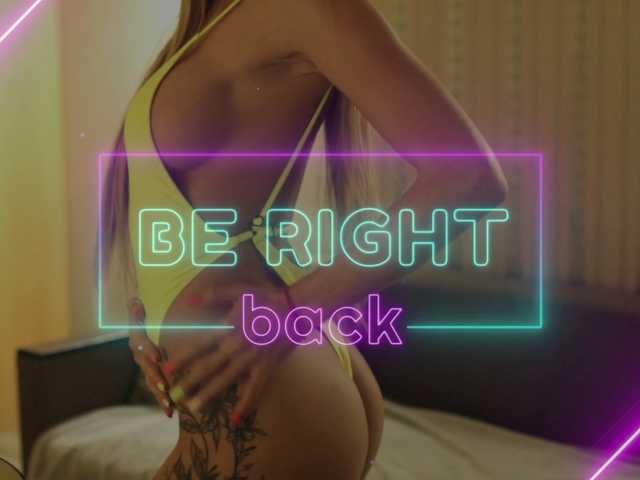 -white-kitty- live cam on BongaCams