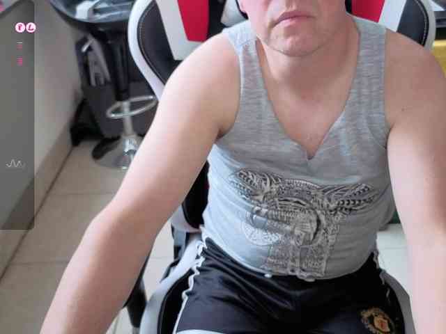 Naughtytoysboy