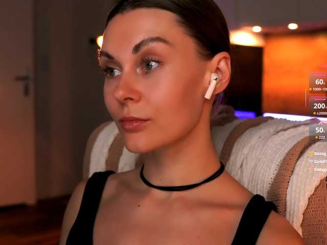 -JesusWife- live cam on BongaCams