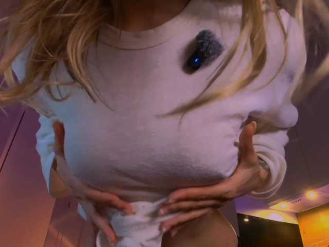 -JesusWife- live cam on BongaCams