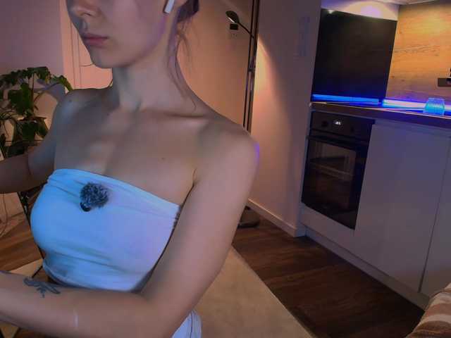 -JesusWife- live cam on BongaCams