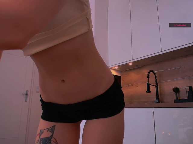 -JesusWife- live cam on BongaCams