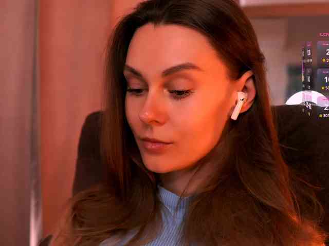 -JesusWife- Sex Cam Show