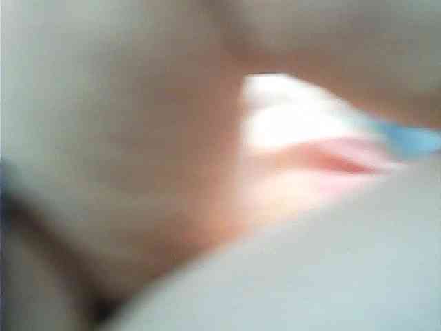 CrimsonVeil webcam