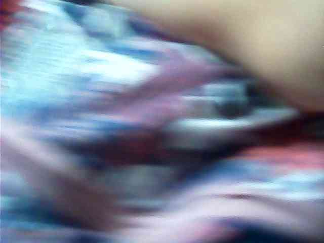 CrimsonVeil webcam