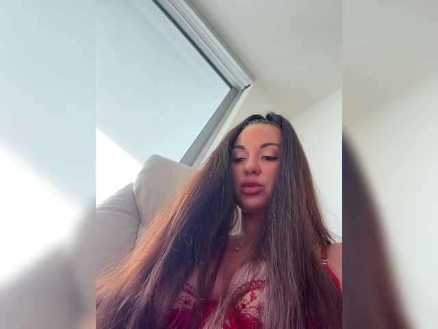 Vishenka7777 live cam on BongaCams