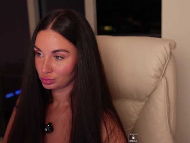 Vishenka7777 live cam on BongaCams