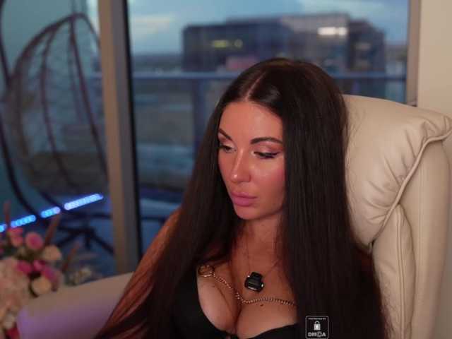 Vishenka7777 live cam on BongaCams
