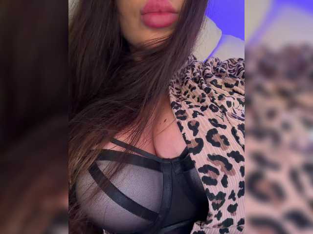 Vishenka7777's BongaCams show and profile