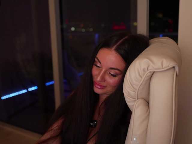 Vishenka7777 live cam on BongaCams