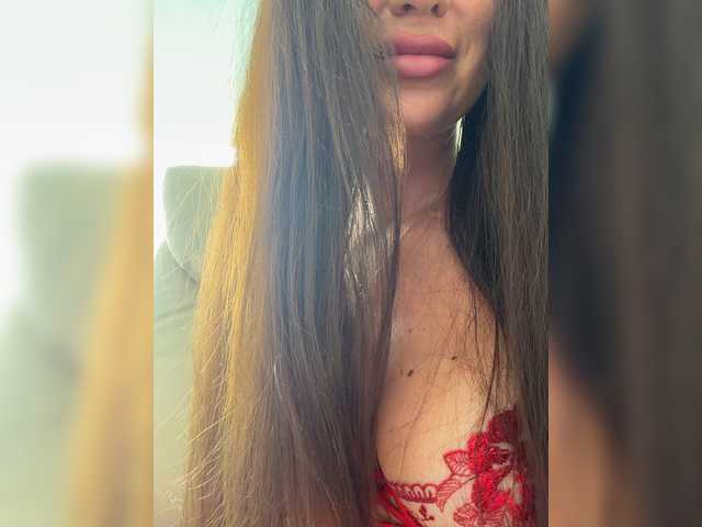 Vishenka7777 live cam on BongaCams