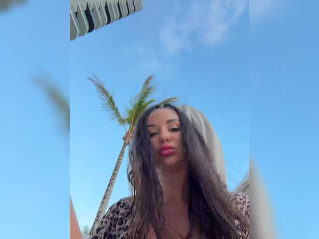 Vishenka7777's BongaCams show and profile