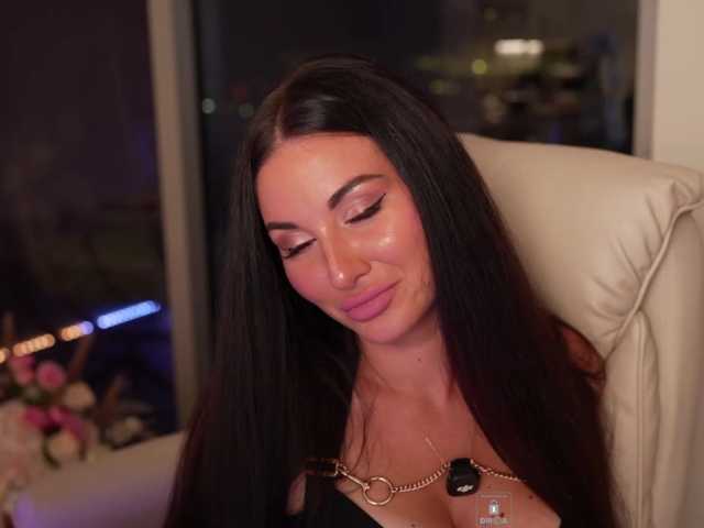 Vishenka7777 live cam on BongaCams