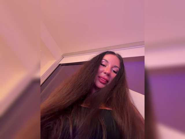 Vishenka7777 Live Cam Chat on BongaCams