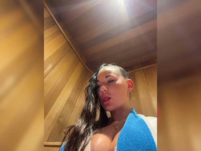 Vishenka7777's BongaCams show and profile