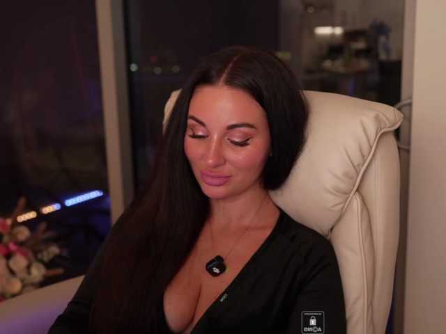 Vishenka7777 live cam on BongaCams