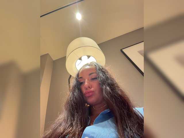 Vishenka7777 live cam on BongaCams