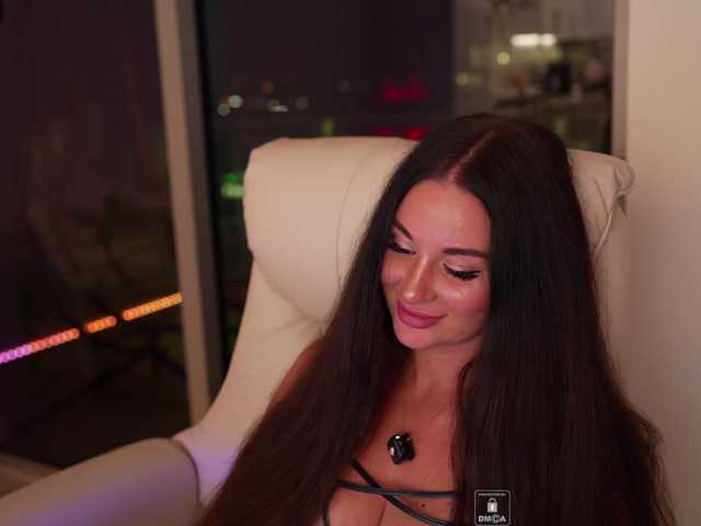 Vishenka7777 live cam on BongaCams