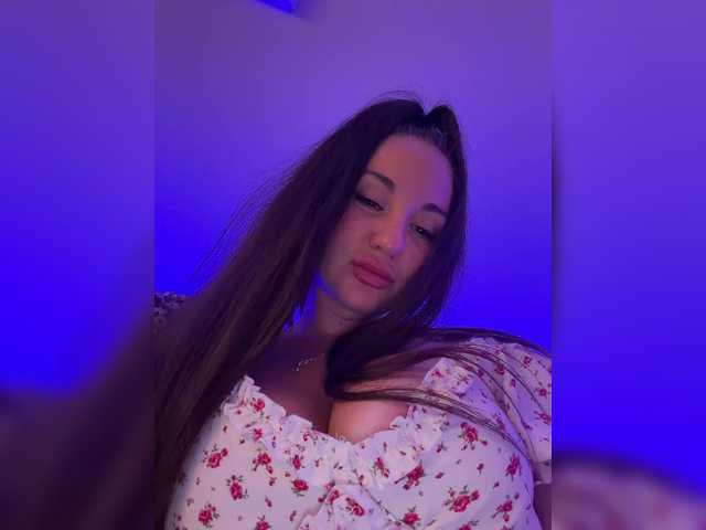 Vishenka7777's BongaCams show and profile