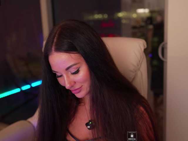 Vishenka7777 live cam on BongaCams
