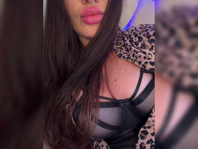 Vishenka7777's BongaCams show and profile