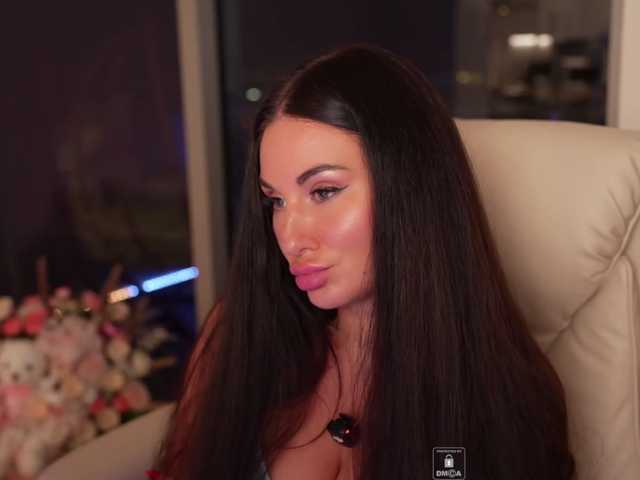 Vishenka7777 live cam on BongaCams