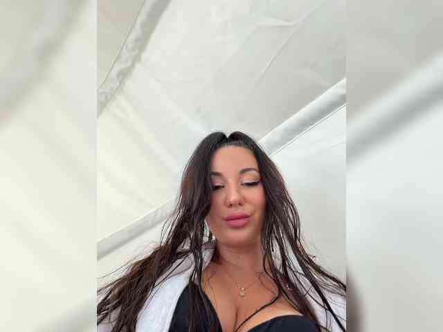 Vishenka7777 Live Webcam on BongaCams
