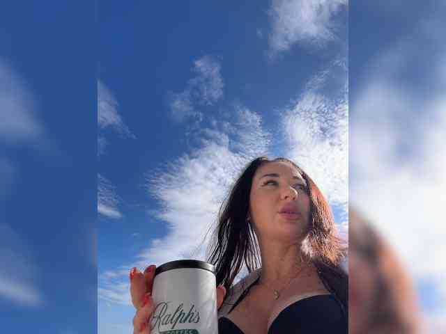 Vishenka7777 Live Webcam on BongaCams