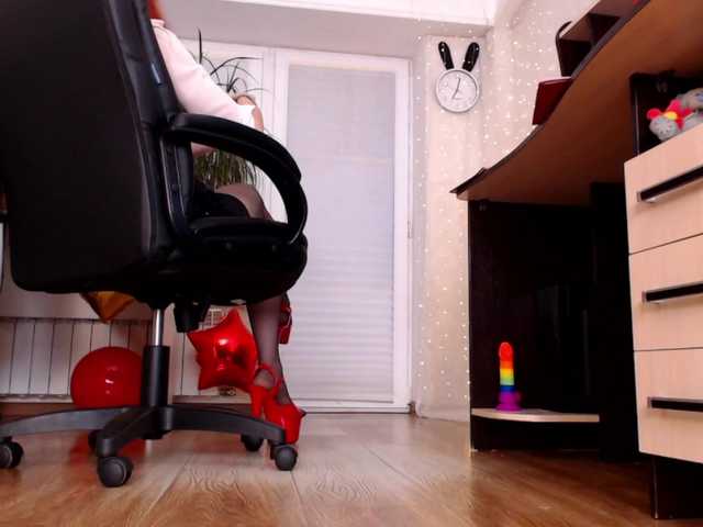 Carrie1337 live cam on BongaCams