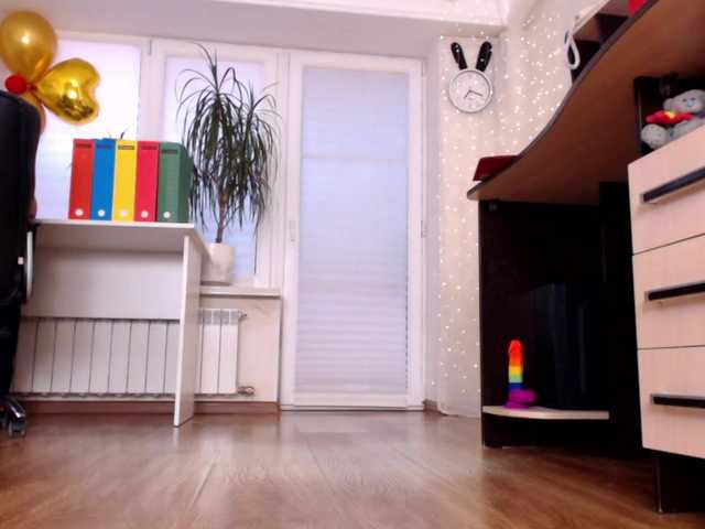 Carrie1337 live cam on BongaCams