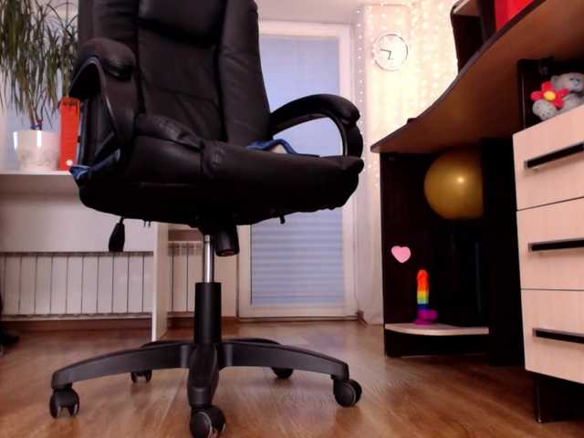 Carrie1337's BongaCams show and profile