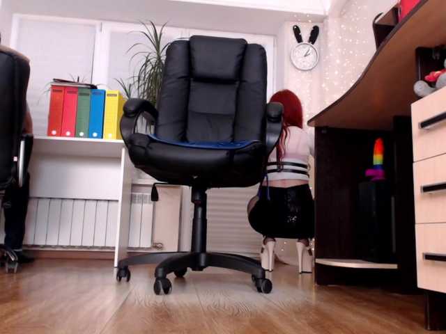 Carrie1337 live cam on BongaCams