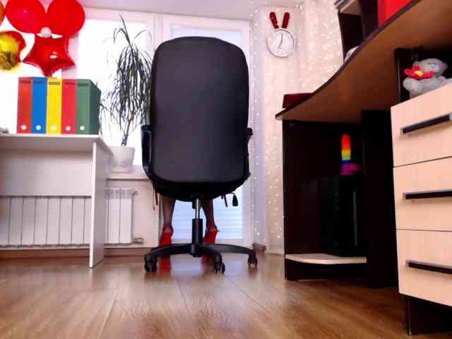 Carrie1337 webcam