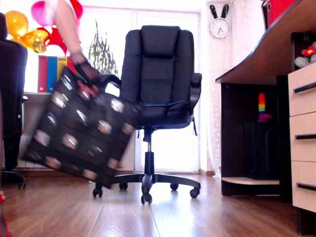 Model: Carrie1337