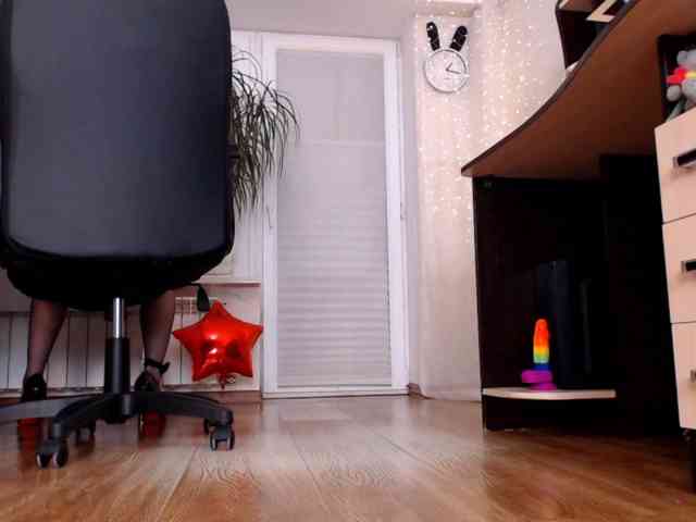 Model: Carrie1337