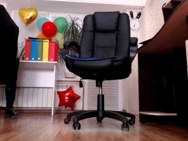 Model: Carrie1337