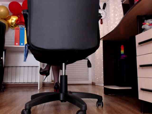 Model: Carrie1337