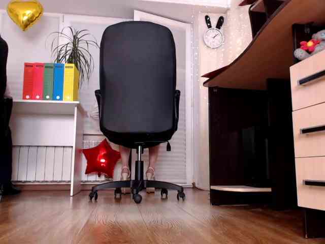 Model: Carrie1337