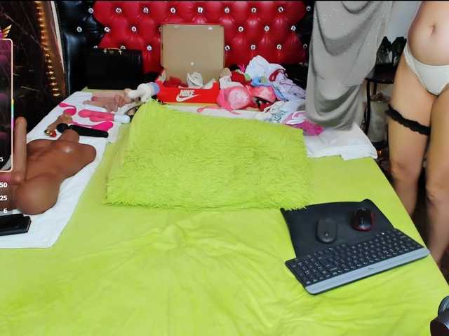 sweetslaveank live cam on BongaCams