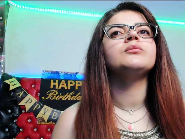 sweetslaveank live cam on BongaCams