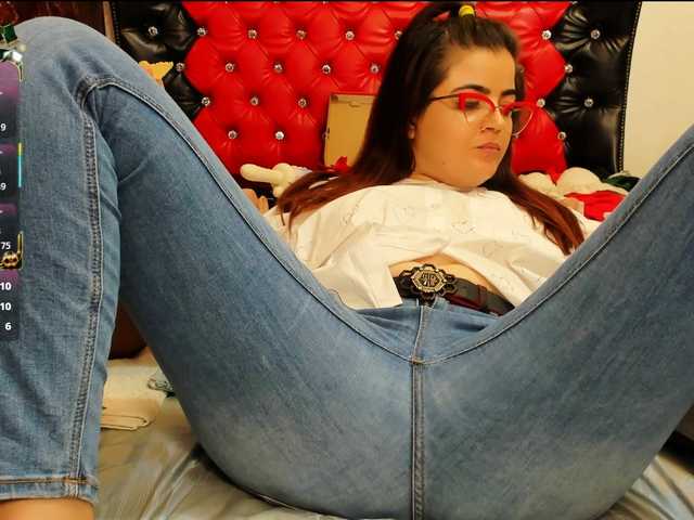 sweetslaveank live cam on BongaCams