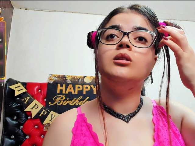 sweetslaveank live cam on BongaCams