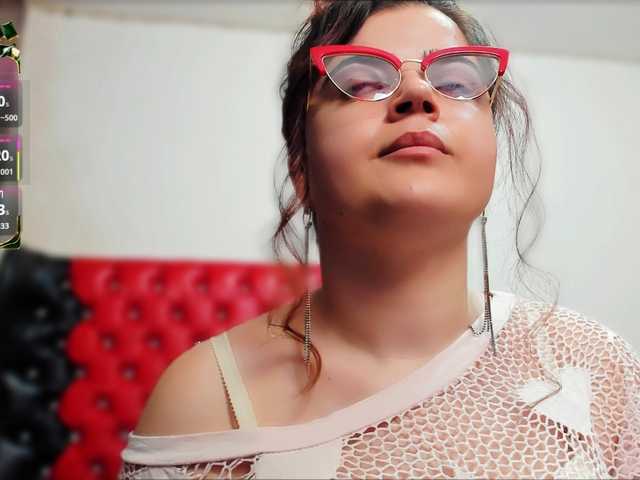 sweetslaveank live cam on BongaCams