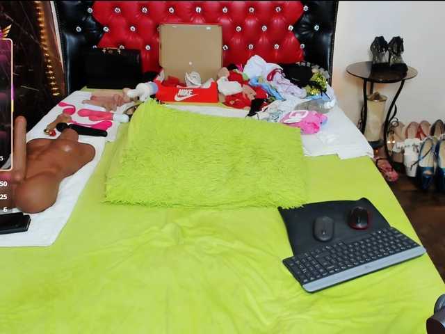 sweetslaveank live cam on BongaCams