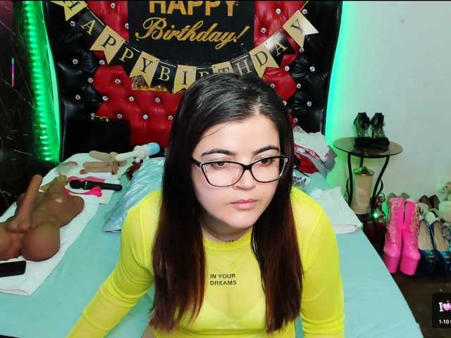 sweetslaveank live cam on BongaCams