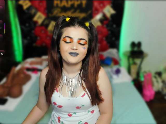 sweetslaveank live cam on BongaCams