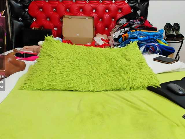 sweetslaveank live cam on BongaCams