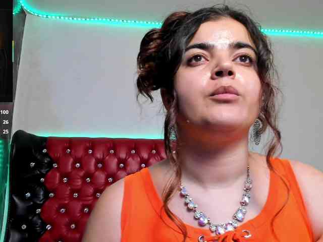 Slutty_milf_bitch