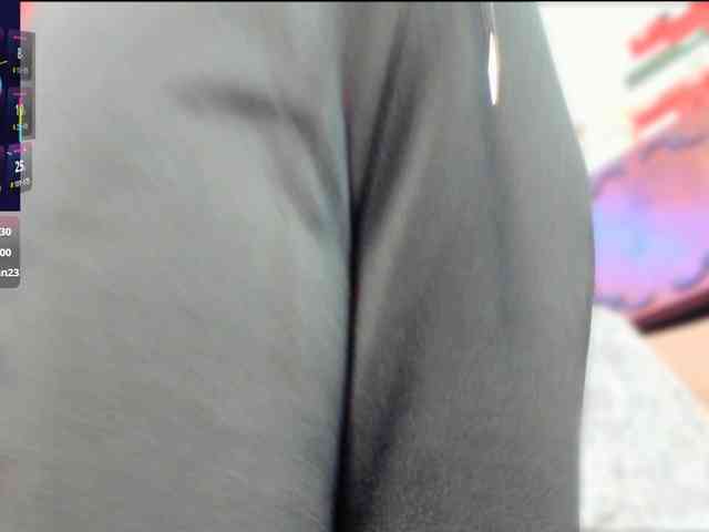 Slutty_milf_bitch webcam