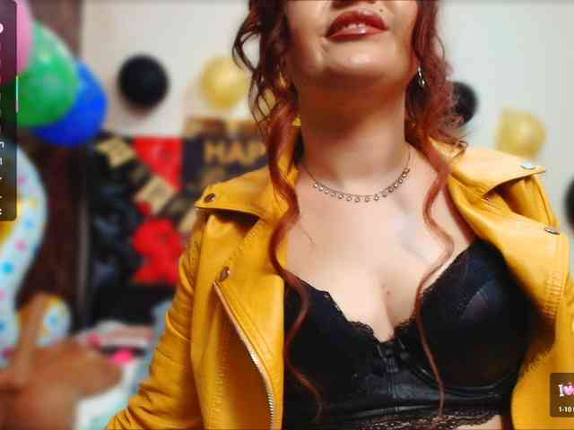 Slutty_milf_bitch